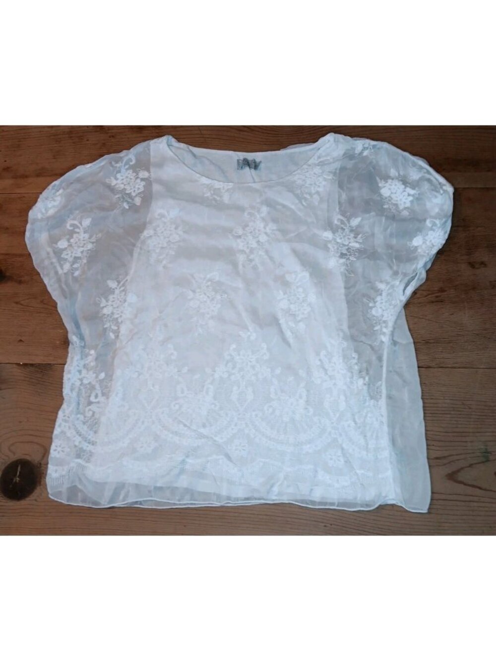 Angela Moda Top Women M White Sheer Lined Floral Embroidered Silk Blend Flowy